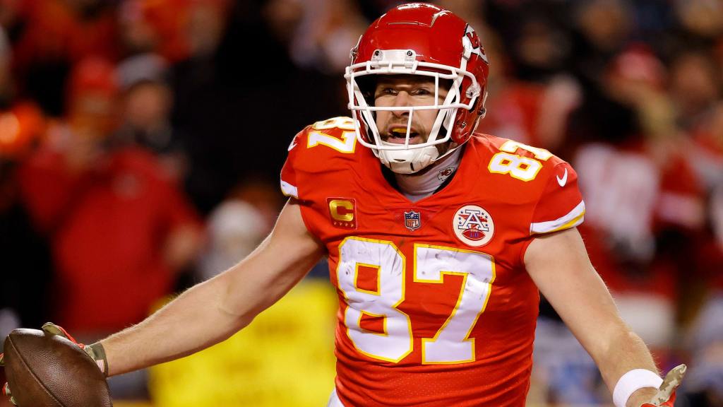 getty-travis-kelce-87