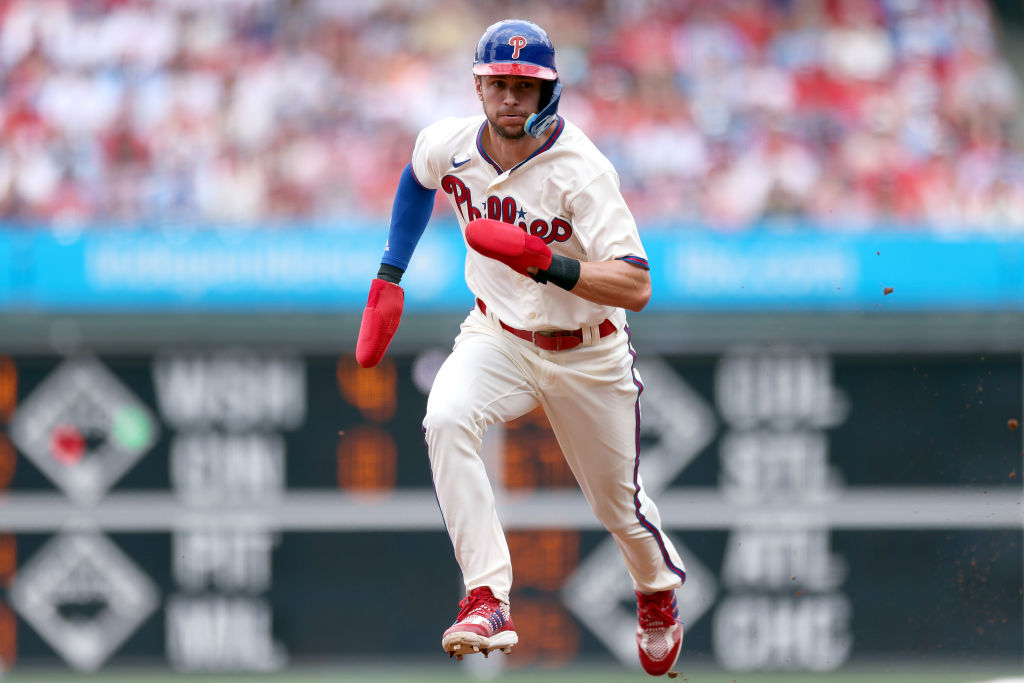 Trea Turner thanks Phillies fans for ovation with billboard ad