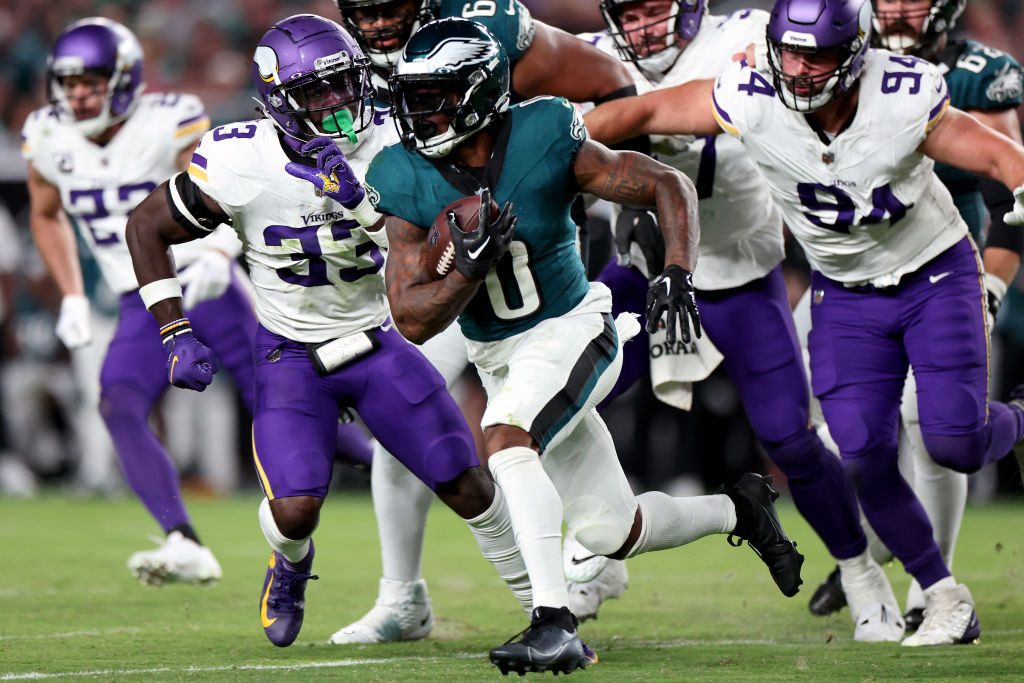 Philadelphia Eagles Hold Off Minnesota Vikings Behind Career Day from  D'Andre Swift - Sports Illustrated Philadelphia Eagles News, Analysis and  More