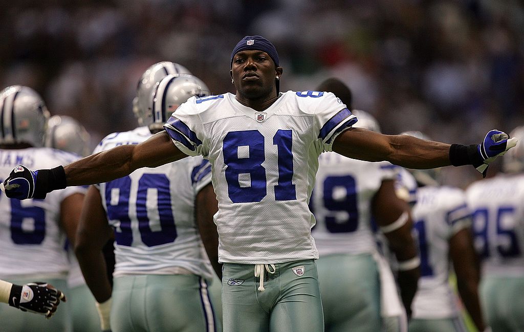 DALLAS - SEPTEMBER 15:  Wide receiver Terrell Owens #81 of the Dallas Cowboys before a game against the Philadelphia Eagles at Texas Stadium on September 15, 2008 in Irving, Texas.  
