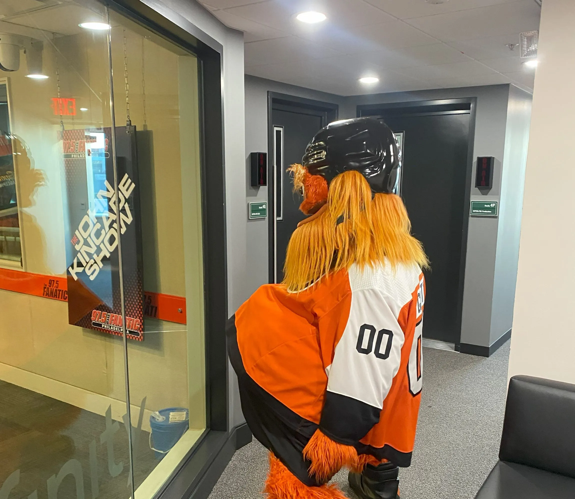 A Gritty Story: How Flyers Mascot Went from Loathed to Lovable Symbol of  Philly, News, Scores, Highlights, Stats, and Rumors