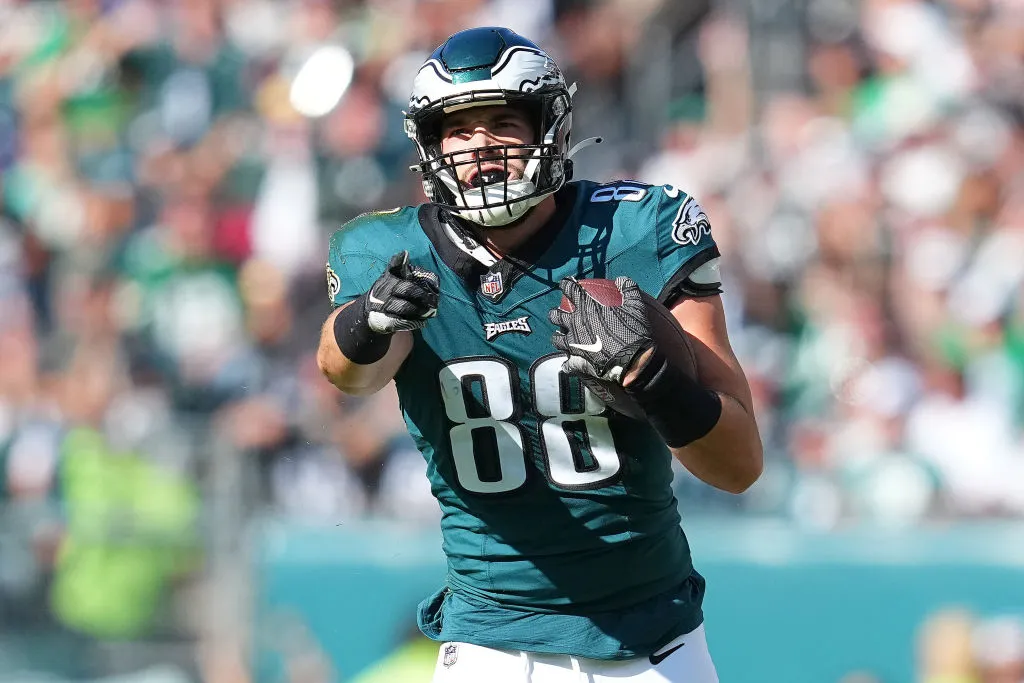 PHILADELPHIA, PENNSYLVANIA - OCTOBER 01: Dallas Goedert #88 of the Philadelphia Eagles celebrates a first down reception during the third quarter against the Washington Commanders at Lincoln Financial Field on October 01, 2023 in Philadelphia, Pennsylvania.