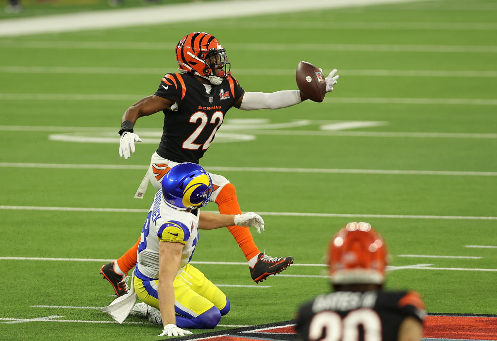 INGLEWOOD, CALIFORNIA - FEBRUARY 13: Chidobe Awuzie #22 of the Cincinnati Bengals catches the ball for an interception in the third quarter of the game against the Los Angeles Rams during Super Bowl LVI at SoFi Stadium on February 13, 2022 in Inglewood, California. 