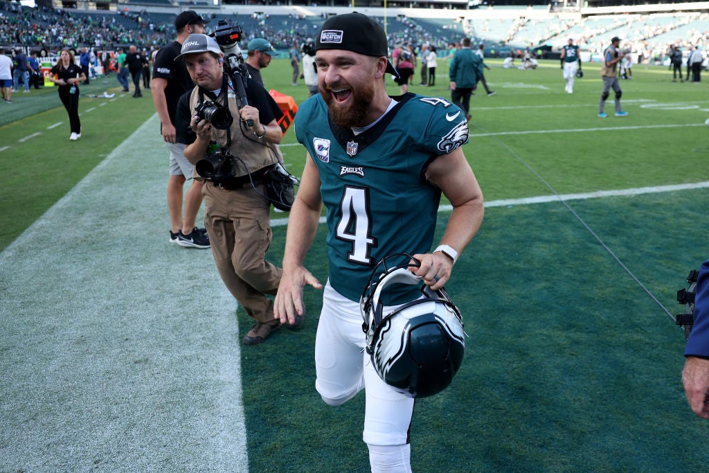 Eagles Make Jake Elliott Highest Paid Kicker in NFL History