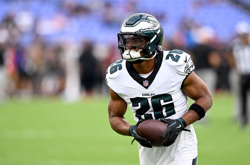 BALTIMORE, MARYLAND - AUGUST 09: Saquon Barkley #26 of the Philadelphia Eagles warms up before the preseason game against the Baltimore Ravens at M&T Bank Stadium on August 09, 2024 in Baltimore, Maryland.